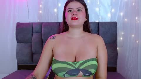 scarlet_sexy12 online show from June 3, 2026, 3:39 pm