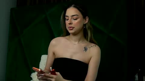 Scarlet online show from February 28, 2026, 11:06 pm