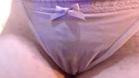 Snapshot of scarleth_bluee chatting on March 5, 2026, 3:13 am Scarleth online show from March 5, 2026, 3:13 am