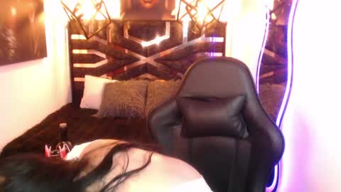 Snapshot of scarleth_bluee chatting on April 15, 2026, 3:02 am Scarleth online show from April 15, 2026, 3:02 am