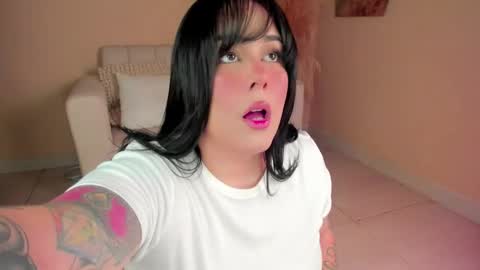 Snapshot of scarleth_jhons_ chatting on February 2, 2026, 12:20 am Scarleth... but not Scarleth Johansson. online show from February 2, 2026, 12:20 am