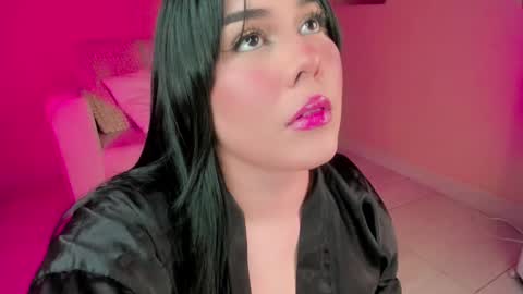 Snapshot of scarleth_jhons_ chatting on March 5, 2026, 2:51 am Scarleth... but not Scarleth Johansson. online show from March 5, 2026, 2:51 am