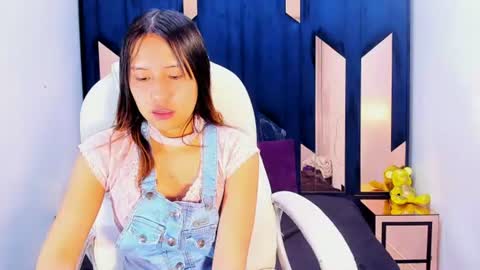 scarletmoonrs online show from July 24, 2026, 8:40 pm