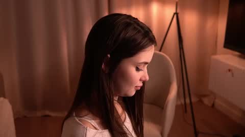 Snapshot of scarletmore chatting on December 13, 2024, 10:34 pm Scarlet online show from December 13, 2024, 10:34 pm