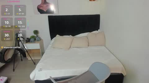 Scarlett online show from October 25, 2025, 2:02 pm