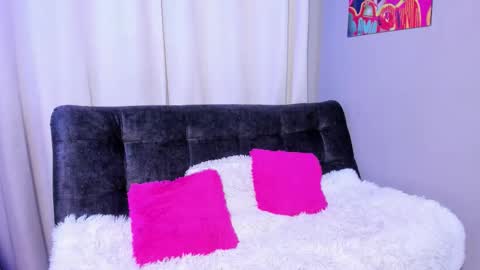 scarlett__durand online show from October 9, 2025, 12:03 pm