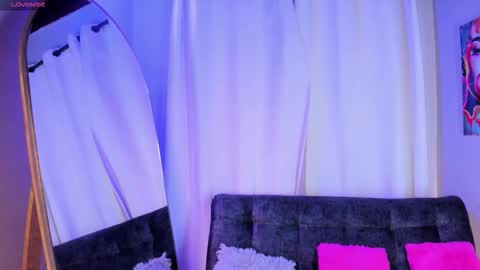 scarlett__durand online show from October 16, 2025, 11:55 am