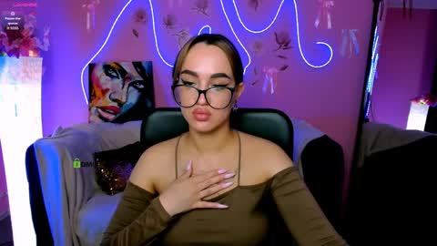 Scarlett online show from April 27, 2026, 12:36 pm