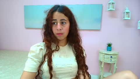Scarlett online show from May 25, 2026, 12:33 pm