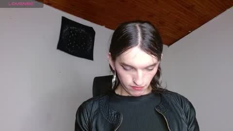 Snapshot of scarlett_crastrawberry chatting on April 25, 2026, 4:59 am scarlet online show from April 25, 2026, 4:59 am