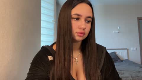 Scarlett online show from July 29, 2026, 7:39 am