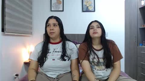 Scarlett and Jazmin online show from March 28, 2026, 9:42 am
