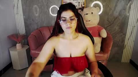 Snapshot of scarlett_jhonson_ch chatting on May 15, 2026, 12:50 am scarlett_jhonson_ch online show from May 15, 2026, 12:50 am
