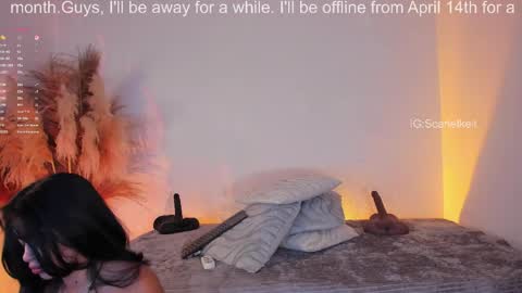 scarlet  online show from April 7, 2026, 2:06 pm