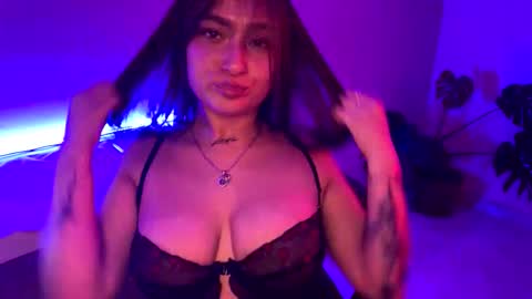 Scarlett King16 online show from May 7, 2026, 3:06 pm