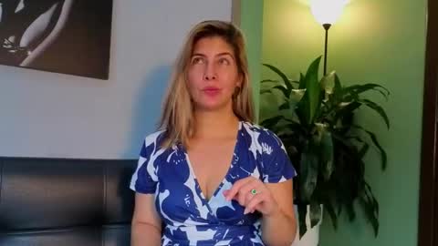 Scarlett online show from February 26, 2026, 3:33 pm