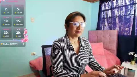 Scarlett online show from October 7, 2025, 1:30 pm