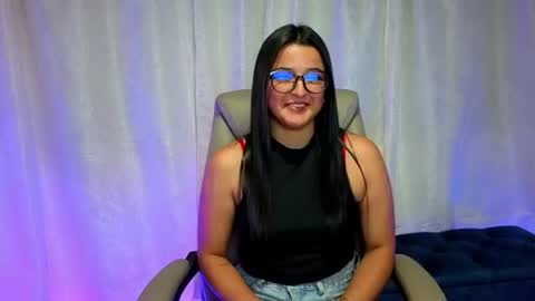 Snapshot of scarlett_rabbitt_ chatting on July 14, 2026, 2:05 am Scarlett online show from July 14, 2026, 2:05 am