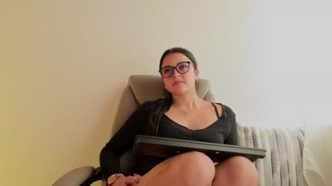 Snapshot of scarlett_rabbitt_ chatting on July 21, 2026, 8:55 pm Scarlett online show from July 21, 2026, 8:55 pm