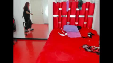 scarlett_red_11 online show from May 11, 2026, 3:40 pm
