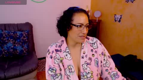 Snapshot of scarlett_sax chatting on December 12, 2024, 1:21 am Scarlett sax online show from December 12, 2024, 1:21 am