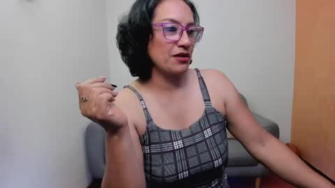 Scarlett sax online show from May 29, 2026, 10:19 pm