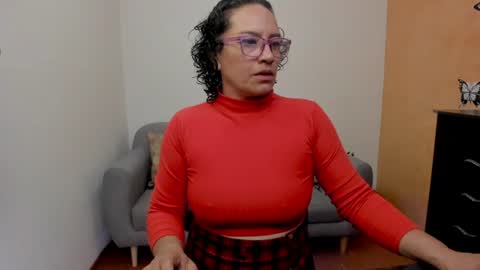 Scarlett sax online show from June 17, 2026, 11:16 pm