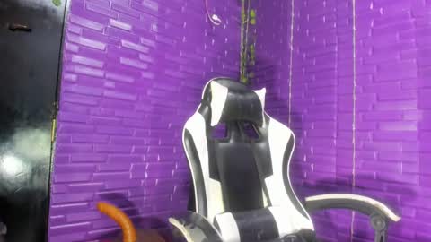Scarlett online show from July 25, 2026, 4:59 pm