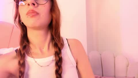 scarlett smith 3 online show from October 14, 2025, 3:18 am