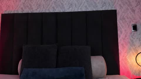 Scarlett online show from June 12, 2026, 11:42 am