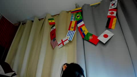 Scarlett zin follow me online show from June 26, 2026, 10:47 pm