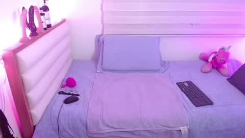 scarlettbooty online show from April 25, 2026, 10:40 am