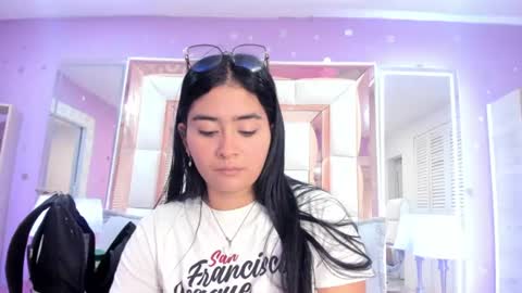 Scarlette  online show from June 12, 2026, 3:27 am