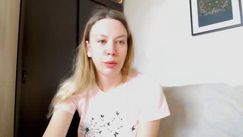 Snapshot of scarlettford chatting on April 3, 2026, 8:45 am Scarlett online show from April 3, 2026, 8:45 am