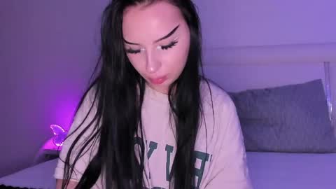 Snapshot of scarlettjakobs chatting on May 12, 2026, 5:04 am scarlettjakobs online show from May 12, 2026, 5:04 am