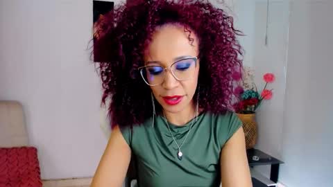 Scarlett online show from September 13, 2025, 9:36 pm