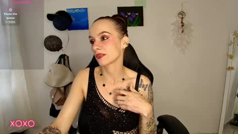 Scarlett online show from April 28, 2026, 10:15 pm