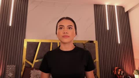 scarlettorres online show from May 21, 2026, 6:37 pm