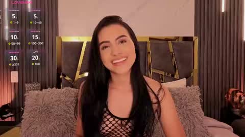 scarlettorres online show from June 12, 2026, 7:13 pm