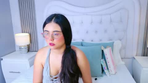 Scarlett Petrova online show from June 2, 2026, 11:45 am