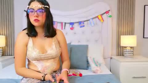 Scarlett Petrova online show from June 27, 2026, 4:34 pm