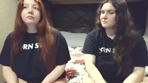 Snapshot of scarletttsinner chatting on May 17, 2026, 1:14 am scarletttsinner online show from May 17, 2026, 1:14 am