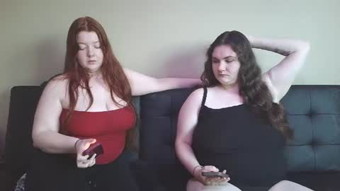 Snapshot of scarletttsinner chatting on July 14, 2026, 11:10 pm scarletttsinner online show from July 14, 2026, 11:10 pm
