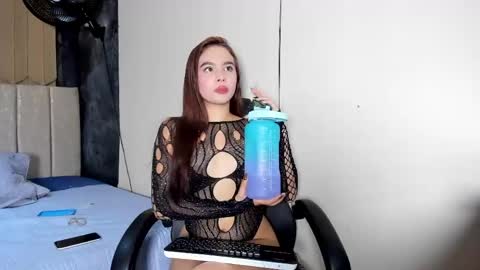 Snapshot of scarletzaint chatting on May 8, 2026, 9:09 pm scarletzaint online show from May 8, 2026, 9:09 pm