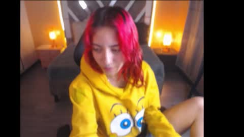 Snapshot of scarllett_bdsm chatting on December 3, 2024, 10:50 am Scarllett online show from December 3, 2024, 10:50 am