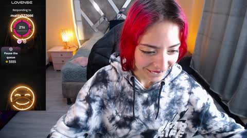 Snapshot of scarllett_bdsm chatting on December 6, 2024, 6:48 am Scarllett online show from December 6, 2024, 6:48 am