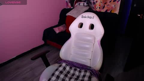 Snapshot of scarllett_bdsm chatting on February 11, 2025, 7:12 am Scarllett online show from February 11, 2025, 7:12 am