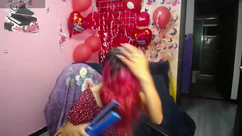 Snapshot of scarllett_bdsm chatting on February 20, 2025, 3:45 am Scarllett online show from February 20, 2025, 3:45 am