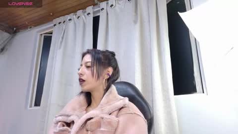 Snapshot of scarllett_bdsm chatting on October 21, 2025, 6:14 am Scarllett online show from October 21, 2025, 6:14 am