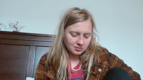 Snapshot of scartit chatting on February 12, 2025, 5:58 pm ScarTit Bernhard online show from February 12, 2025, 5:58 pm